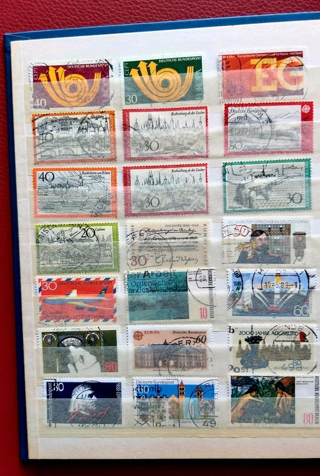 Gepflegte Bund und DDR Briefmarken Sammlung in Wuppertal