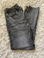 Zara jeans mit Perlen Niedersachsen - Salzgitter Vorschau
