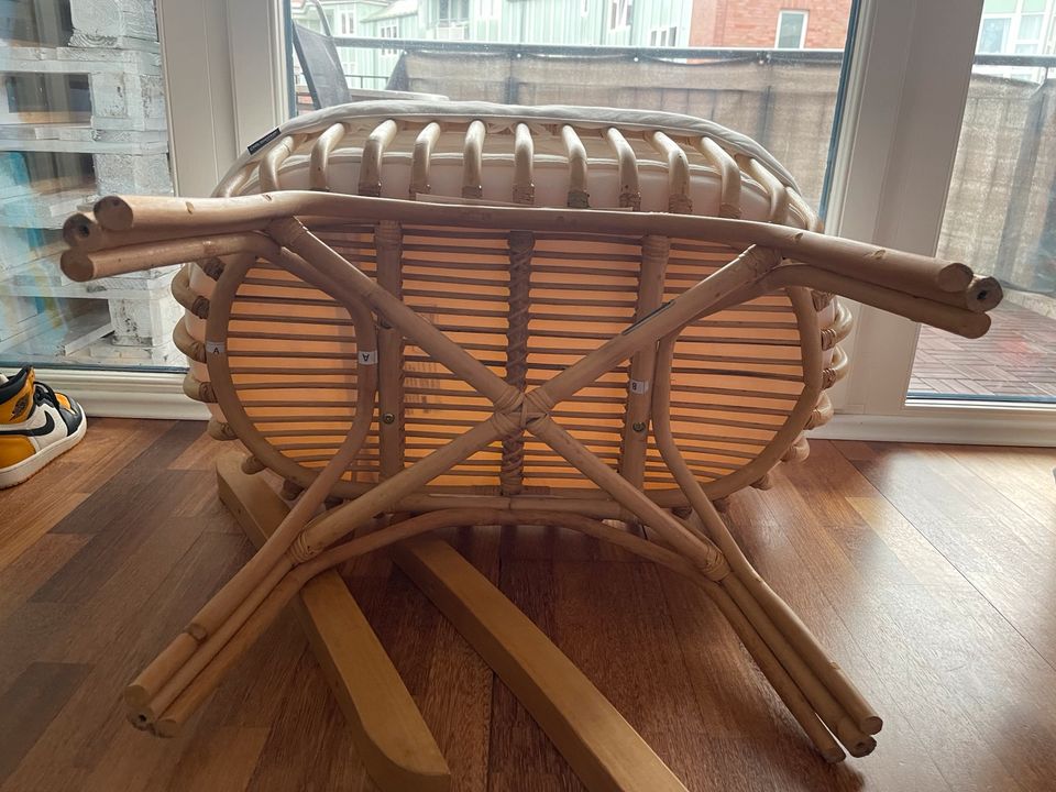 Childhome Rattan Wiege Babybett mit Matratze Natur inkl. Nestchen in Hamburg