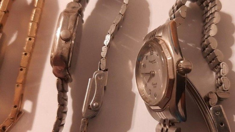 Gebrauchte Damen Uhren DEFEKT ! für Bastler in Mendig