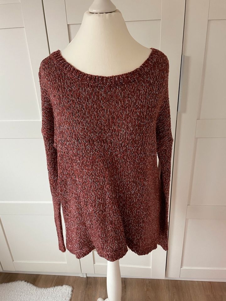 Vero Moda Größe S Pullover strickpullover rot dunkelrot in Pattensen