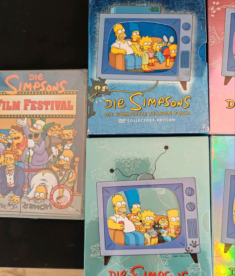 The Simpsons DVD-Boxen Vol. 1 - 4 teils OVP in Hamburg