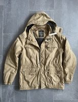 Winterjacke Herren Gr. XL, Esprit EDC, Kapuze, vollversteppt warm Kr. München - Taufkirchen Vorschau