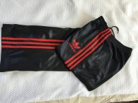 Trainingshose von adidas Black/Red Gr. M Frankfurt am Main - Heddernheim Vorschau