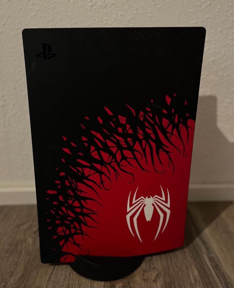 Sony Playstation 5 Spider Man Edition in Bremen