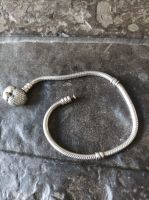 Pandora Armband mit Glitzer Herzverschluß Länge 20 cm Niedersachsen - Goslar Vorschau