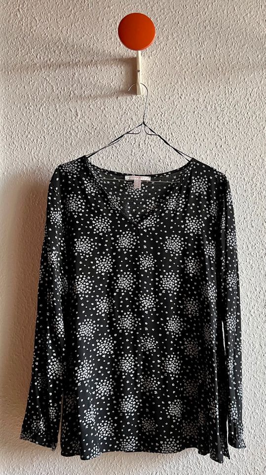 Bluse „Esprit“ schwarz weiß eBay Willich Kleinanzeigen - Gr. Streublümchen | jetzt ist Kleinanzeigen Nordrhein-Westfalen 40 in