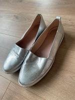 Elegante Schuhe silber Niedersachsen - Braunschweig Vorschau