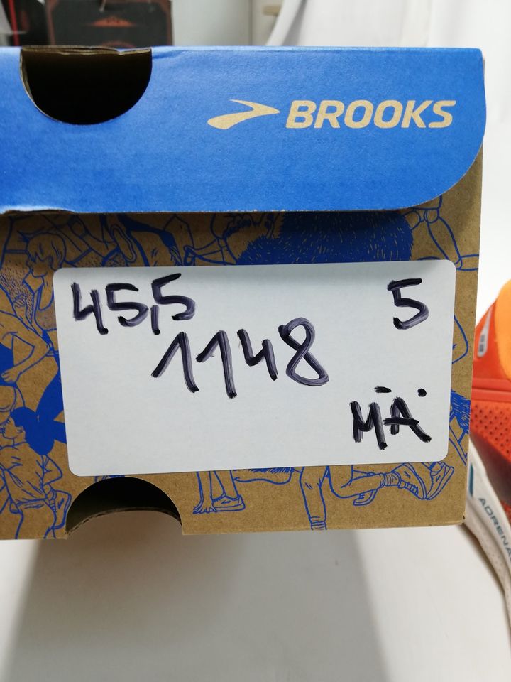 Brooks ADRENALINE Gts 22 Herren Laufschuhe Schuhe Sneaker Gr.45,5 in Mühlacker