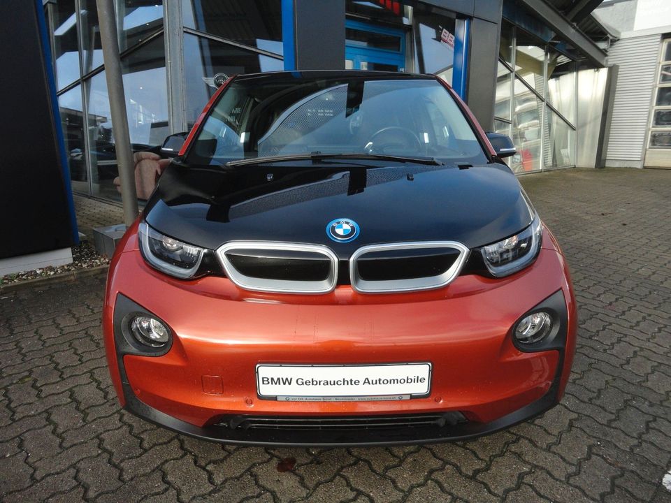 BMW i3 (60 Ah) Navi Prof.,Leder,LED,DAB,H&K,ACC,19" in Neumünster