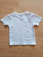 Kinder T-Shirt CALVIN KLEIN Gr.98,wie neu,Baumwolle Nordrhein-Westfalen - Unna Vorschau