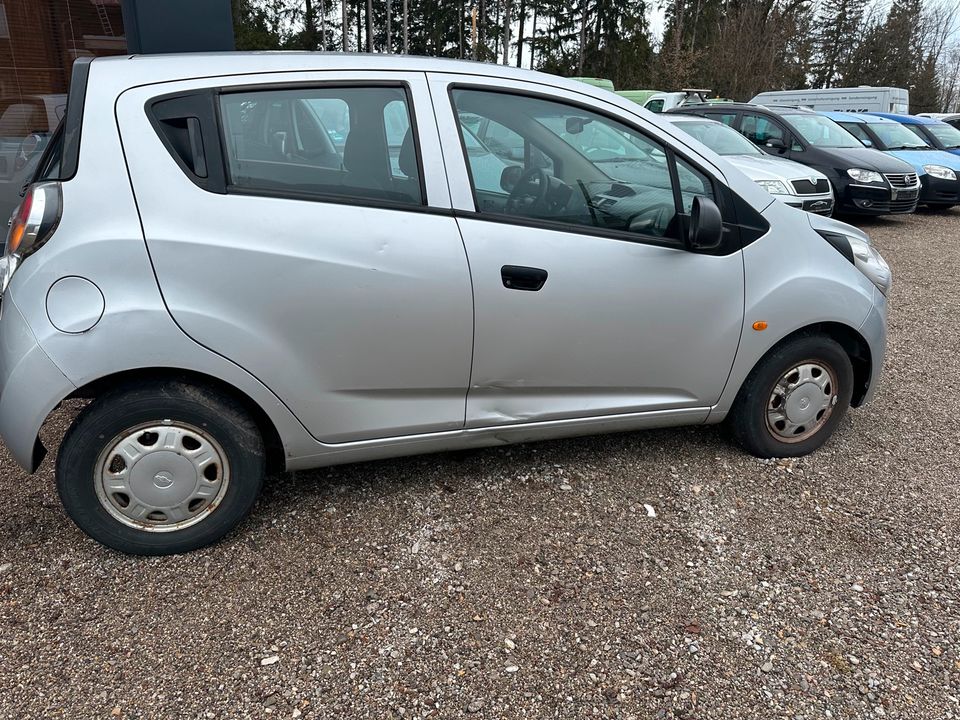 Chevrolet Spark 1,0 Benziner Euro5*Klima* in Kempten