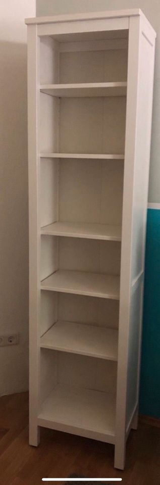 Ikea Hemnes Regal schmal massivholz  Lieferung möglich in Berlin