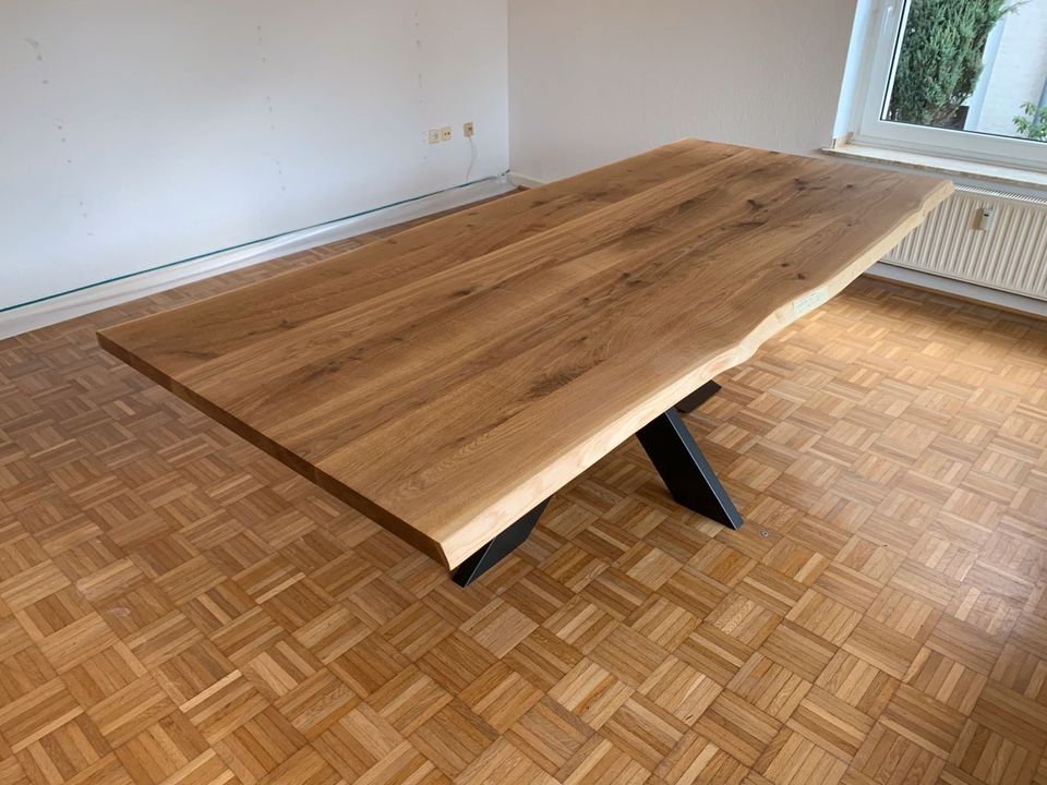 Massiv Eiche Tisch Baumkante Baumtisch Esstisch Holztisch 300x100 in Königswinter