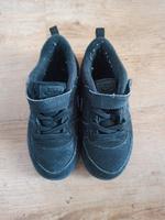 Originale Nike Sneaker Kinderschuhe Schuhe Sport schwarz Gr. 27 Baden-Württemberg - Bad Urach Vorschau
