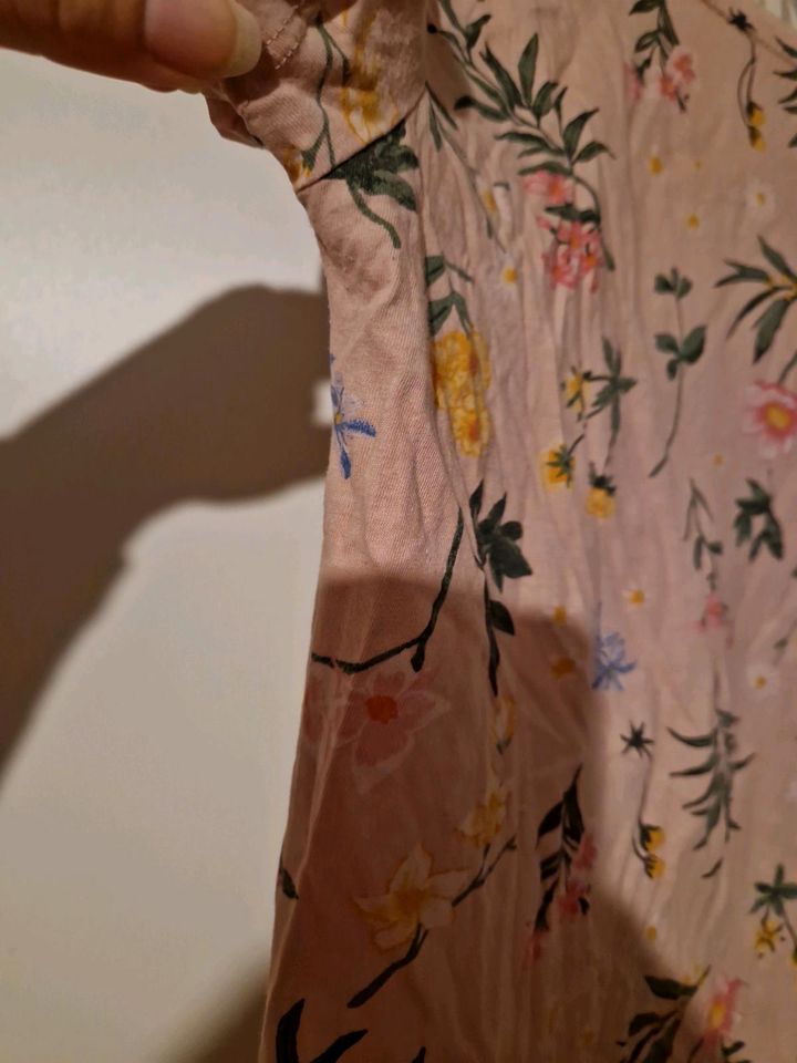 Girlshirt rosa H&M Gr.170 in Altlußheim