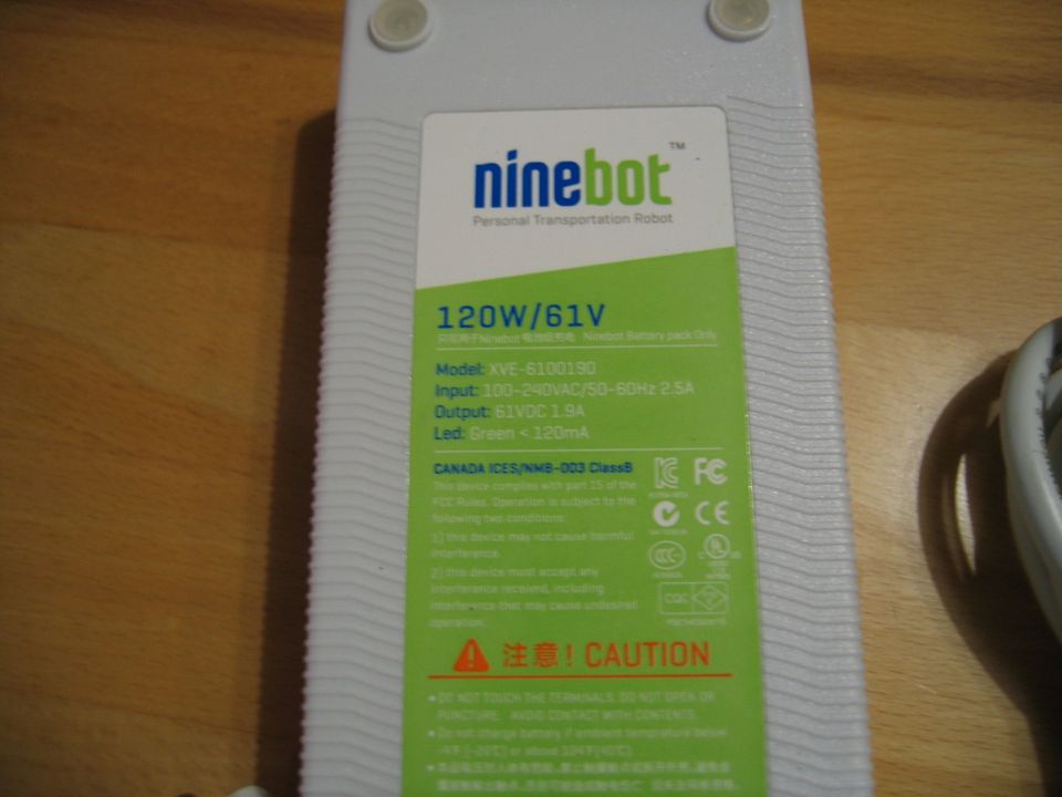 neues Ladegerät für Ninebot Elite 120W 61V in Salem