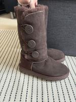 UGG braune hohe Stiefel Friedrichshain-Kreuzberg - Kreuzberg Vorschau