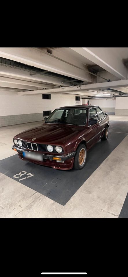 BMW e3 323iA Coupé TAUSCH in Attendorn