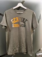 T-shirt Marcus olive und T-shirt s.Oliver weiß Hessen - Weimar (Lahn) Vorschau