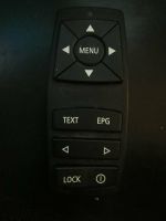 Mercedes-Benz TV Fernbedienung Funkfernbedienung DVB-T B67826446 Nordrhein-Westfalen - Leverkusen Vorschau