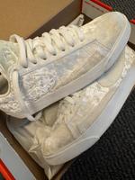 Nike weiß samt Größe 37,5 Kr. Altötting - Burgkirchen Vorschau