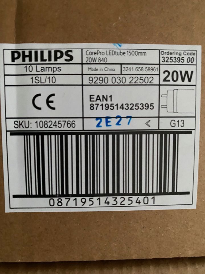 10x Philips Corepro LEDtube T8 Output 20W 2200lm - 840 | 150cm in Liebschützberg