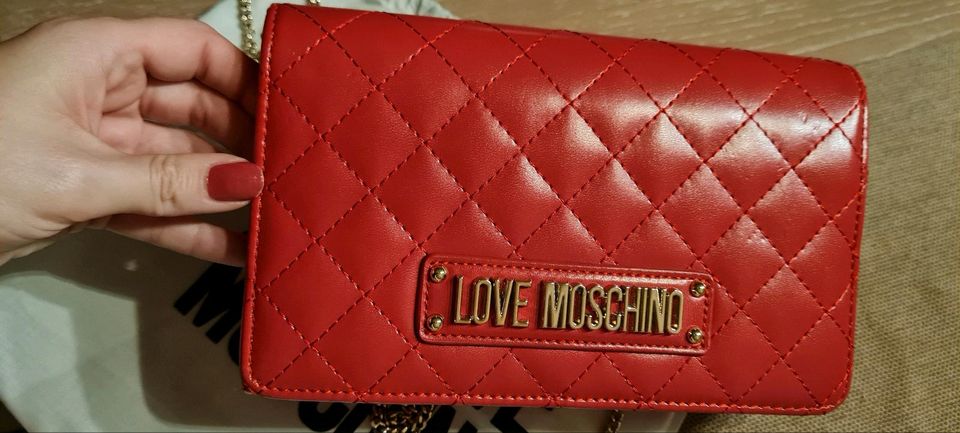 Tasche Love Moschino rot in Kenn