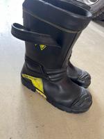 Feuerwehrstiefel Schaftstiefel Haix Fire Hero Vario 44 Rheinland-Pfalz - Zweibrücken Vorschau