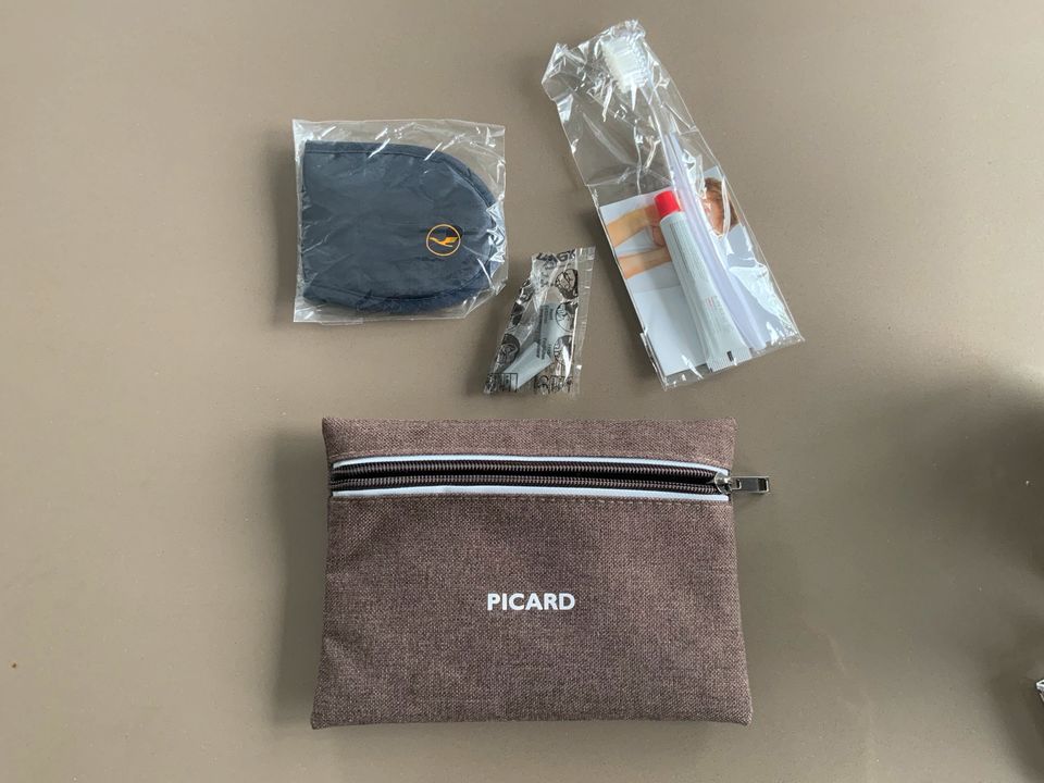 PICARD LUFTHANSA Premium Economy AMENITY KIT Kulturtasche Beutel in Olching