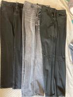 Cargo Hosen Jeans Mädchen Gr xs 28 30 Baden-Württemberg - Schwieberdingen Vorschau