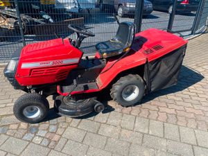 Aufsitzmäher Rasenmäher Traktor Trecker MF 20-12 in Nordrhein