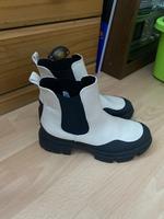 Boots beige schwarz Saarland - Überherrn Vorschau