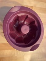 Tupperware Guglhupf Form Silikon lila Rheinland-Pfalz - Mehring Vorschau