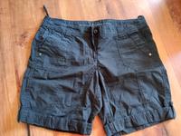 Größe 40 kurze Hose Shorts S.Oliver schwarz Jeans Stuttgart - Mühlhausen Vorschau