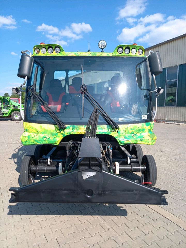 Kässbohrer Pistenbully PB 600 E+ in Dirlewang