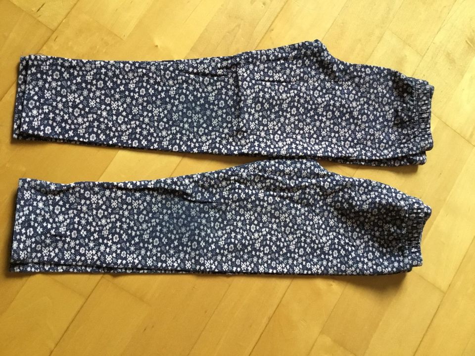 Leggings, Größe 104 (Zwillinge) in Aalen