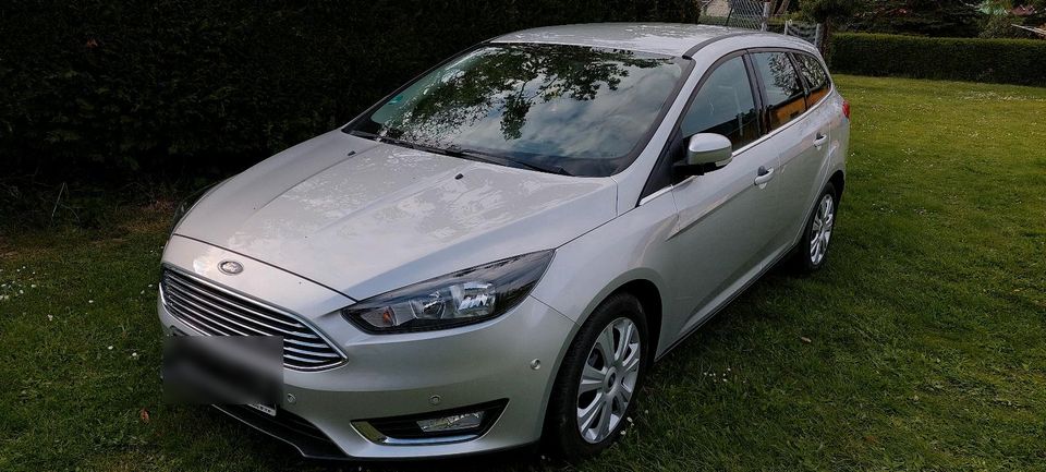 Ford Focus Turnier Titanium 1,5 EcoBoost in Lindau