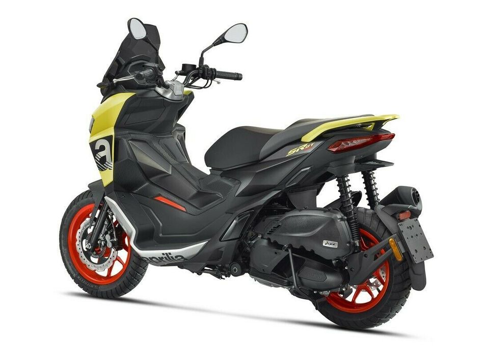 Aprilia SR GT 125 IGET SPORT HIGH-END-SCOOTER in Braubach