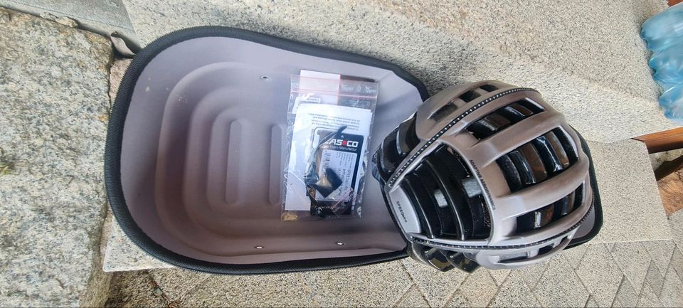 Helm Rennrad Casco RS SPEEDairo grau incl Visir, Box in Bischofsgrün