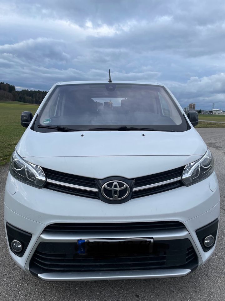 Toyota Proace(Verso) Executive Black-Edition in Pfullendorf