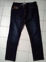 Jeans, dunkelblau mit Leder, Gr. 54, extra lang, John Baner. Nordrhein-Westfalen - Löhne Vorschau