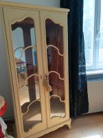 Alter Spiegelschrank mit neuen Einlegeböden, top Zustand! Niedersachsen - Embsen Vorschau