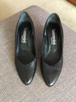 Schwarzer klassischer Pumps,Gr.35,Neu! Berlin - Charlottenburg Vorschau