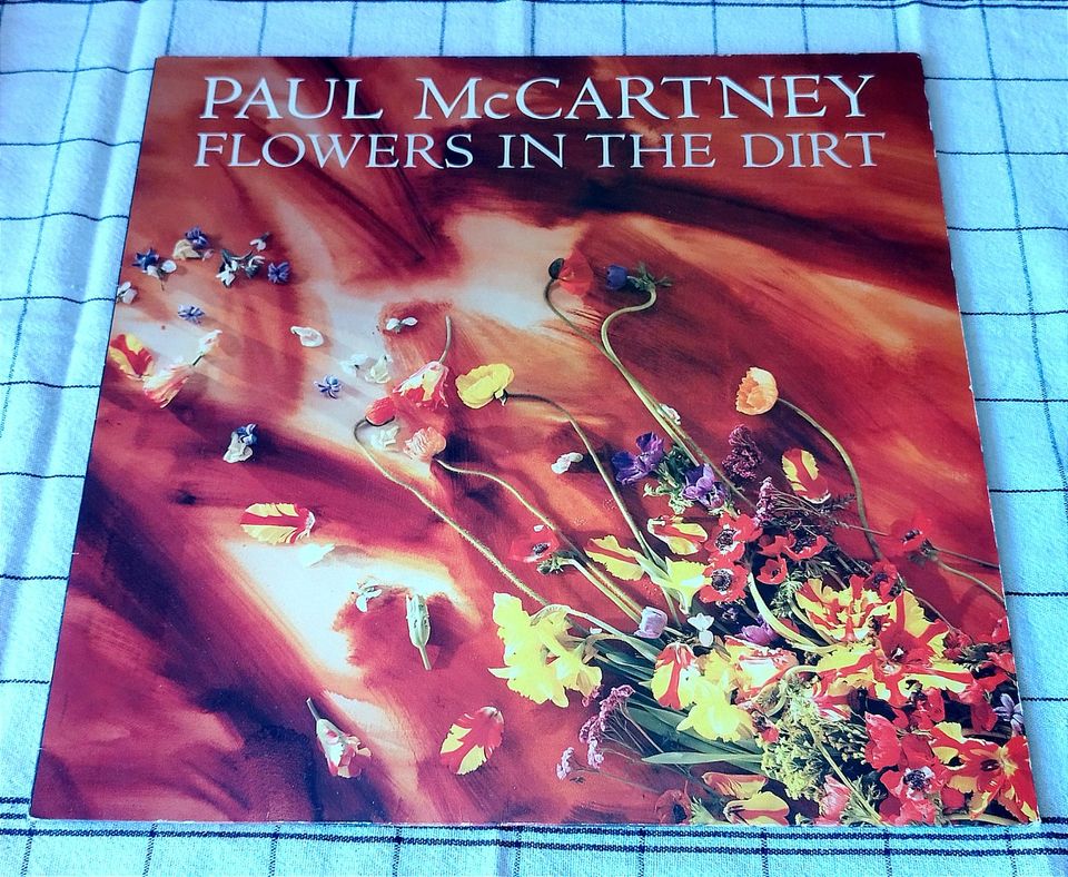 Schallplatte : Paul Mc Cartney Flowers in The Dirt in Pirna