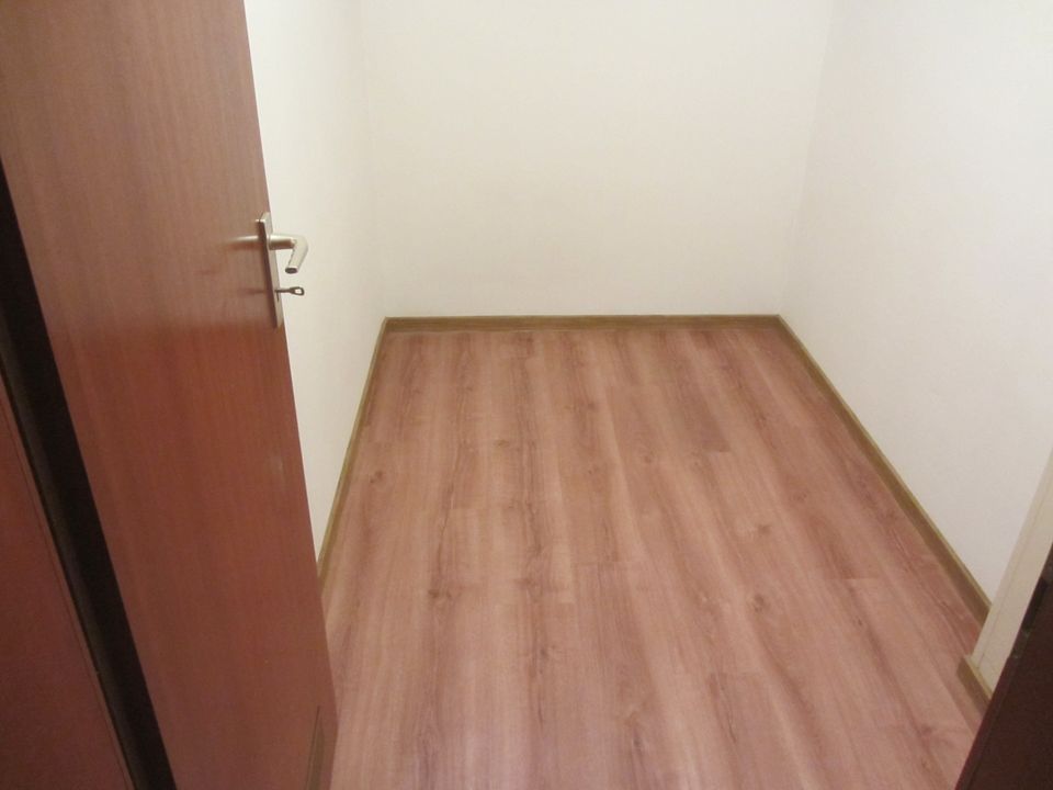 Schöne helle 2 - Zimmer Wohnung im 2. OG zu vermieten in Gemünden a. Main