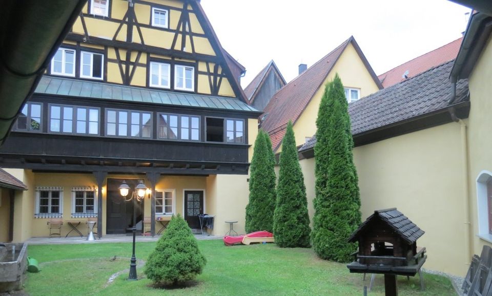 Stillvoll und modern saniertes Wohnhaus mit 7 Wohnungen zentral in Dinkelsbühl zu verkaufen in Dinkelsbuehl