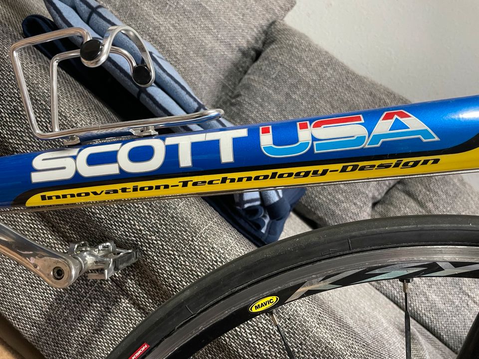 SCOTT USA Road bike in Troisdorf