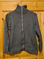 Strickjacke H&M young Größe 146/152 Schleswig-Holstein - Breiholz Vorschau