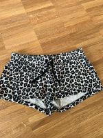 H&M Damen hot pants kurze Hose Leopard Muster bunt beige Sommer X Bayern - Gröbenzell Vorschau